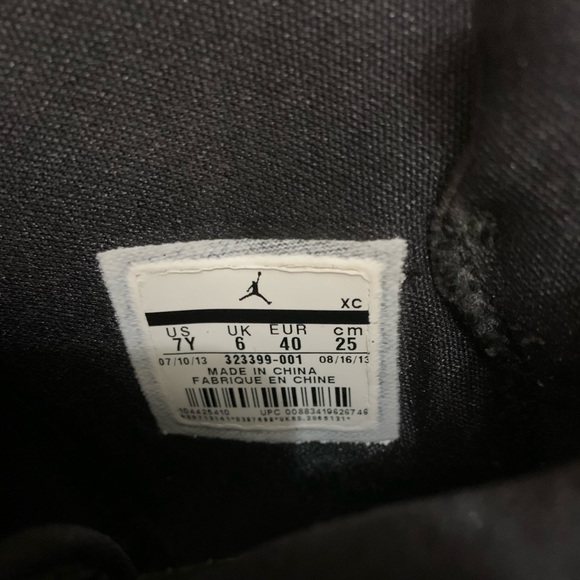 Air Jordan GS - Picture 2 of 2